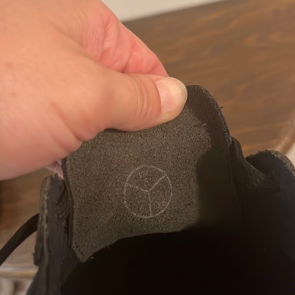 EUC VINTAGE DR. MARTENS Y2K Black Oxford in Leather and suede. UK 6/USM7 W8 - Picture 5 of 9